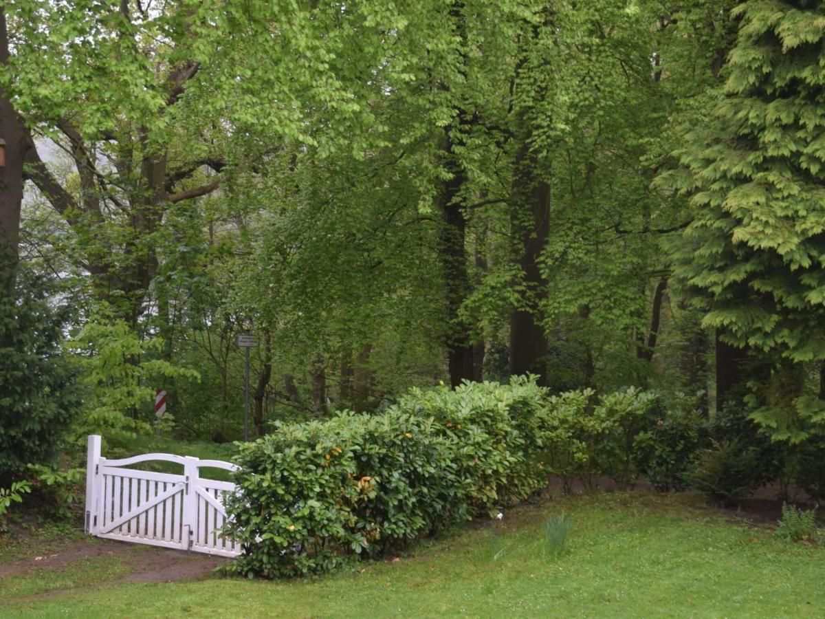 Flat In Eutin On The Kleiner Eutiner See Lake Exterior photo