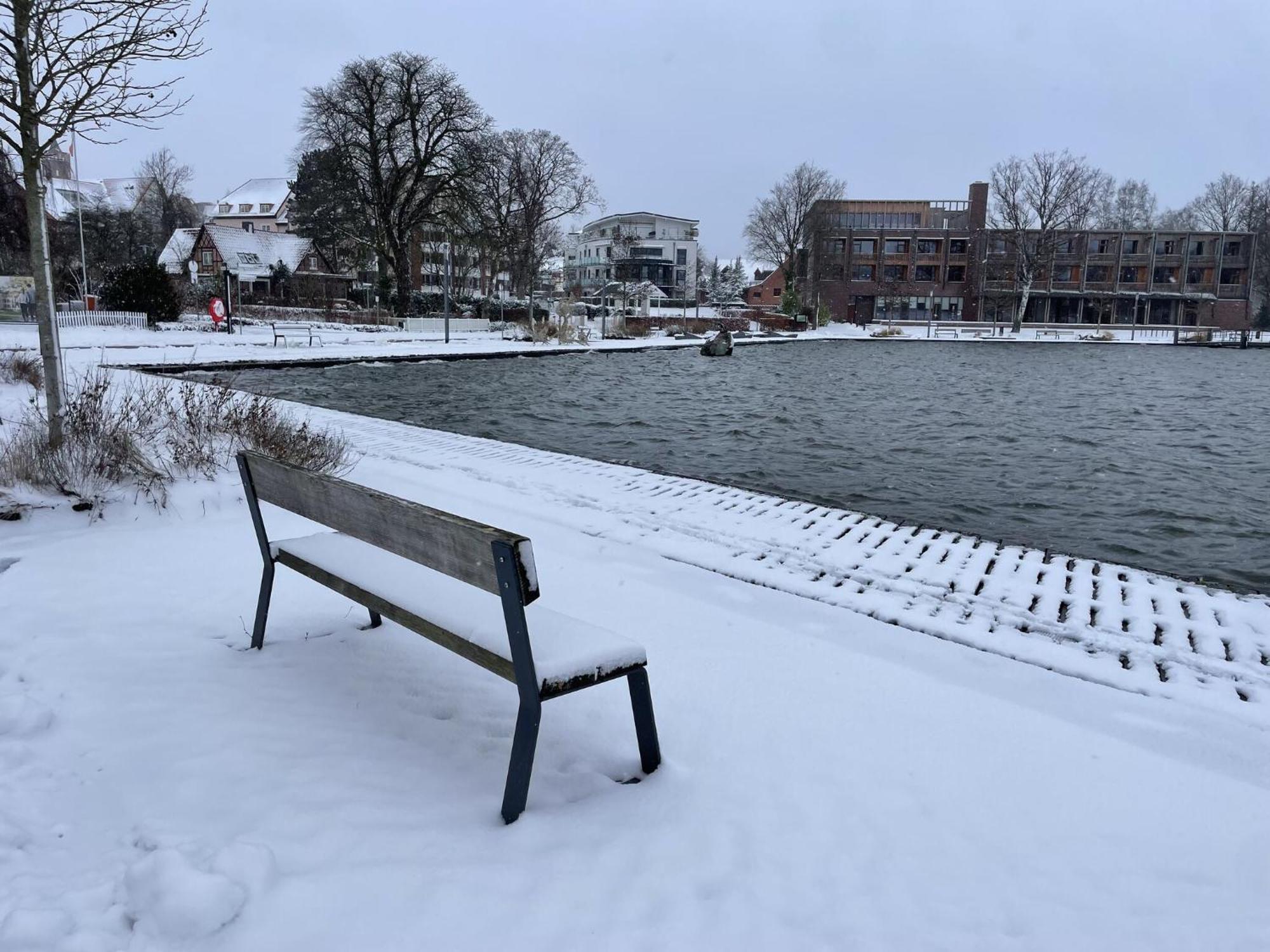 Flat In Eutin On The Kleiner Eutiner See Lake Exterior photo